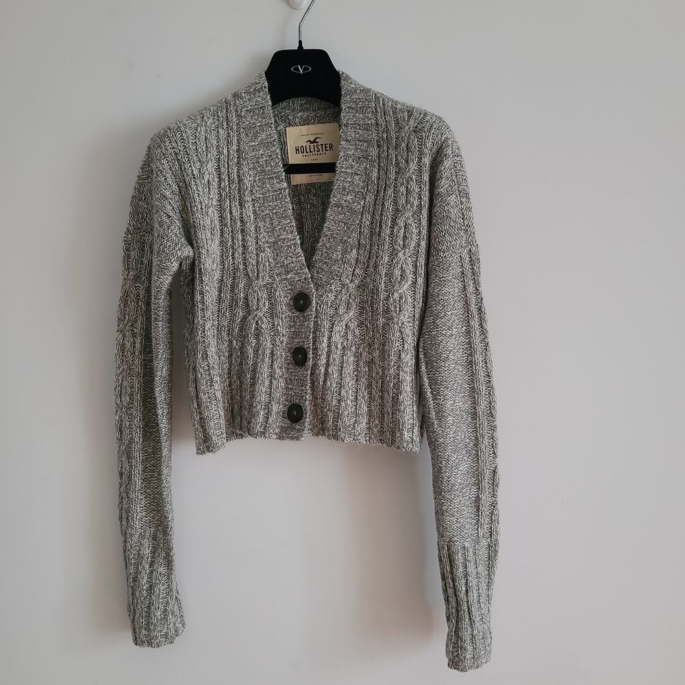 Hollister Women's Gray Cable Knit Sweater Size XS